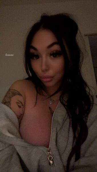 Mbou_ Голі Зливи OnlyFans Фото 5