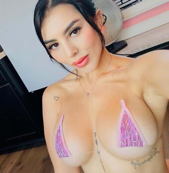 mcccmccc Голі Зливи OnlyFans Фото 3