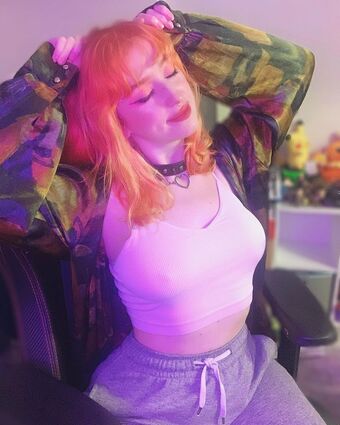 Meeshvs Голі Зливи OnlyFans Фото 2