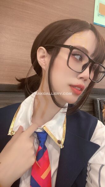Megugami Голі Зливи OnlyFans Фото 2