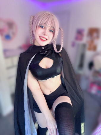 meikasama Голі Зливи OnlyFans Фото 273