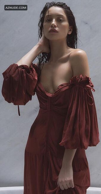 Melanie Jarnson Голі Зливи OnlyFans Фото 8