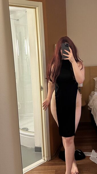 Melisa Taşkıran Голі Зливи OnlyFans Фото 9
