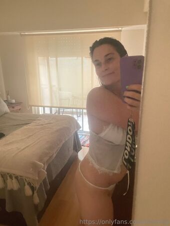 memilip Голі Зливи OnlyFans Фото 19