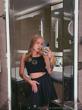 mermaid_daria Голі Зливи OnlyFans Фото 2