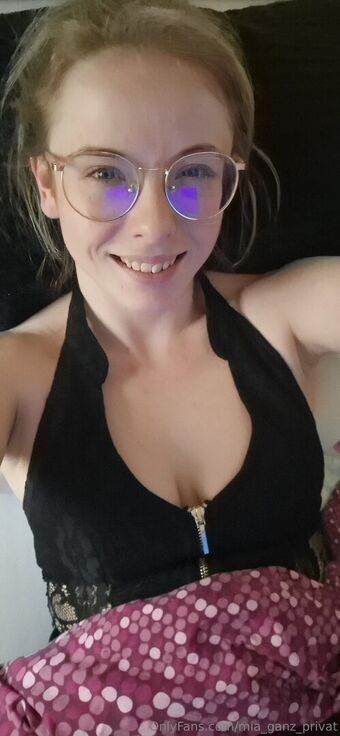 mia_ganz_privat Голі Зливи OnlyFans Фото 38