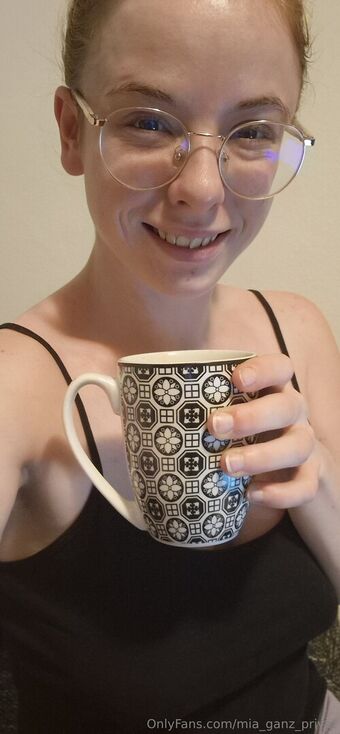 mia_ganz_privat Голі Зливи OnlyFans Фото 39