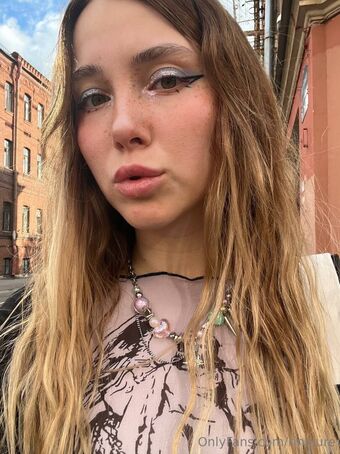 mialure Голі Зливи OnlyFans Фото 9