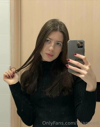 miareeed Голі Зливи OnlyFans Фото 57