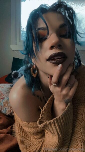 mickeyrose Голі Зливи OnlyFans Фото 16