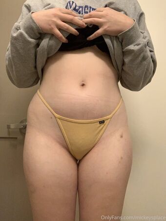 mickeysplace Голі Зливи OnlyFans Фото 8