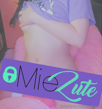 miezute Голі Зливи OnlyFans Фото 34