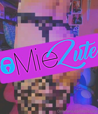 miezute Голі Зливи OnlyFans Фото 36