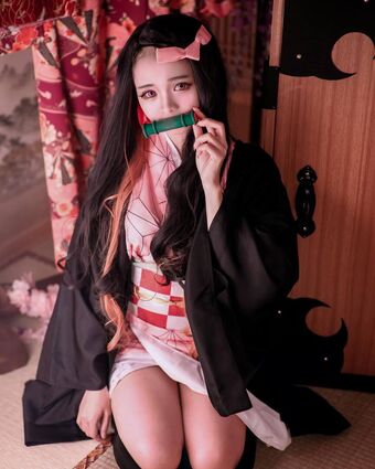 Miholy Голі Зливи OnlyFans Фото 6