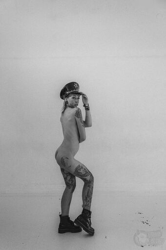 miicky3.0 Голі Зливи OnlyFans Фото 4