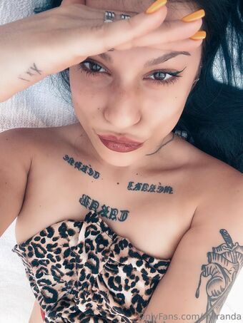 miiranda Голі Зливи OnlyFans Фото 11
