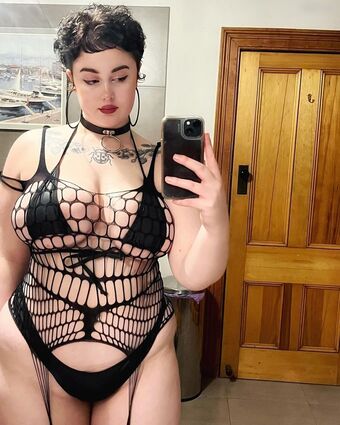 mila bloom