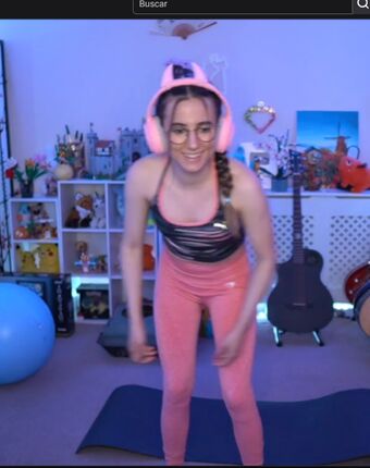 Millie Mossiae Голі Зливи OnlyFans Фото 20