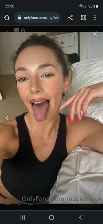 MillieMiless Голі Зливи OnlyFans Фото 43
