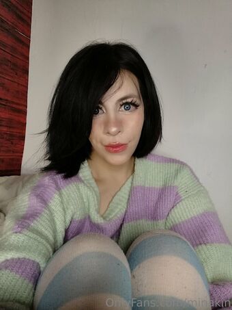 minakin Голі Зливи OnlyFans Фото 13