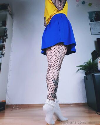 misax3 Голі Зливи OnlyFans Фото 31