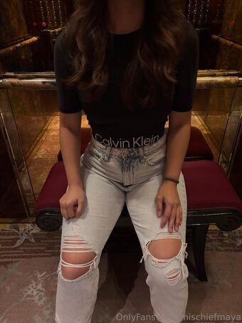 mischiefmaya Голі Зливи OnlyFans Фото 19
