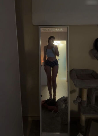 mischiidc Голі Зливи OnlyFans Фото 29