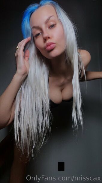 misscax Голі Зливи OnlyFans Фото 10