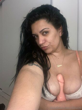 miuchi Голі Зливи OnlyFans Фото 13