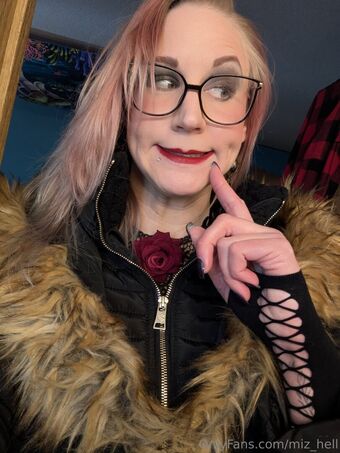 miz_hell Голі Зливи OnlyFans Фото 13