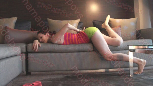 Modelpov Голі Зливи OnlyFans Фото 24