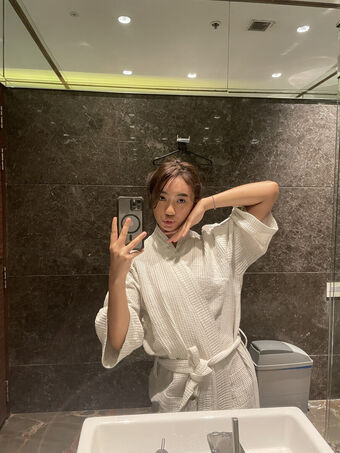 Moon Blitz Asmr Голі Зливи OnlyFans Фото 35