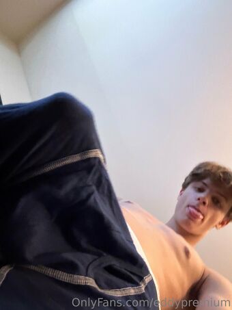 moreeddy Голі Зливи OnlyFans Фото 6