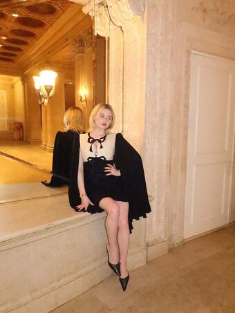 Morgan Lily Голі Зливи OnlyFans Фото 33