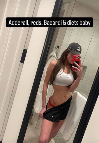 Morganroos96 Голі Зливи OnlyFans Фото 10