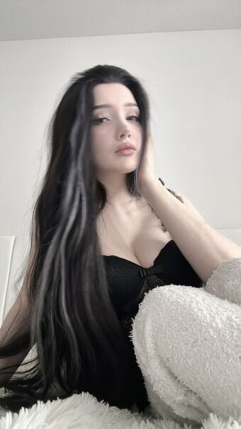morphilina Голі Зливи OnlyFans Фото 19