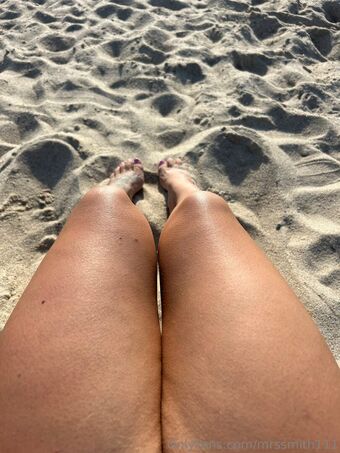mrssmith111 Голі Зливи OnlyFans Фото 2