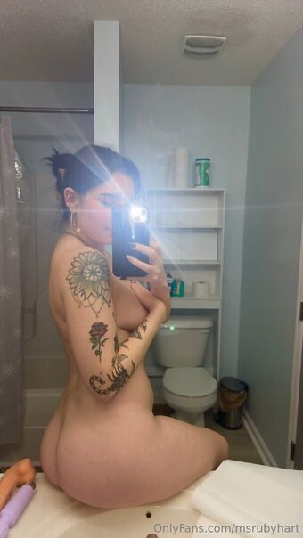 msrubyhart Голі Зливи OnlyFans Фото 6