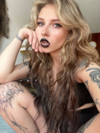 Mushbugs Голі Зливи OnlyFans Фото 24