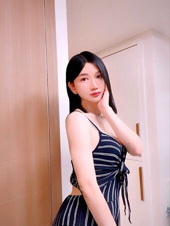 mvsing7 Голі Зливи OnlyFans Фото 1