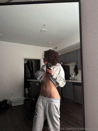 myamissrose Голі Зливи OnlyFans Фото 3