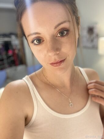 Nadia Foxx