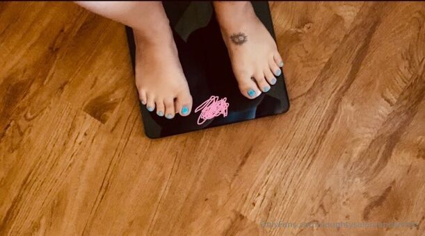 naughtysalamanderfree