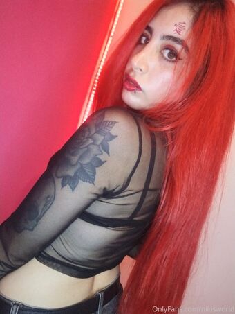 nikisworld Голі Зливи OnlyFans Фото 16
