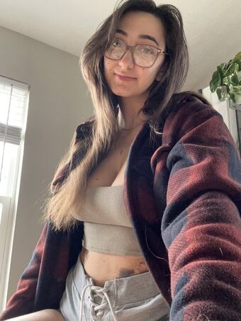 Ninou Голі Зливи OnlyFans Фото 4