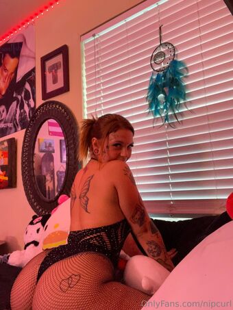 nipcurl Голі Зливи OnlyFans Фото 17