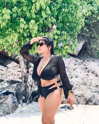 __nnapat__ Голі Зливи OnlyFans Фото 2