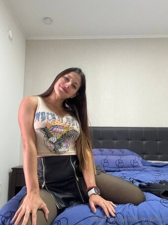notcontent Голі Зливи OnlyFans Фото 17