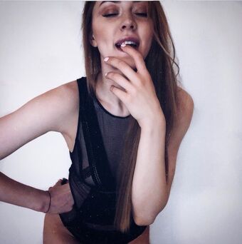 Nott__ Голі Зливи OnlyFans Фото 4