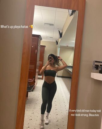 Nt.ja_ Голі Зливи OnlyFans Фото 7